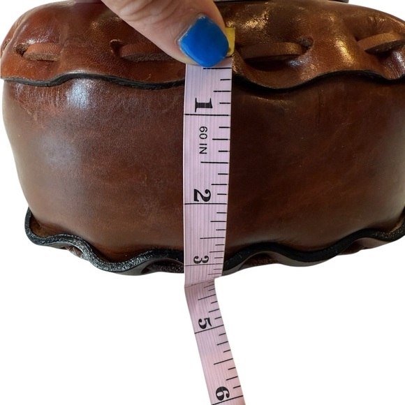 Vintage Tooled Genuine Leather Festival Saddle Bag Mini Purse Toggle Closure - Picture 8 of 15